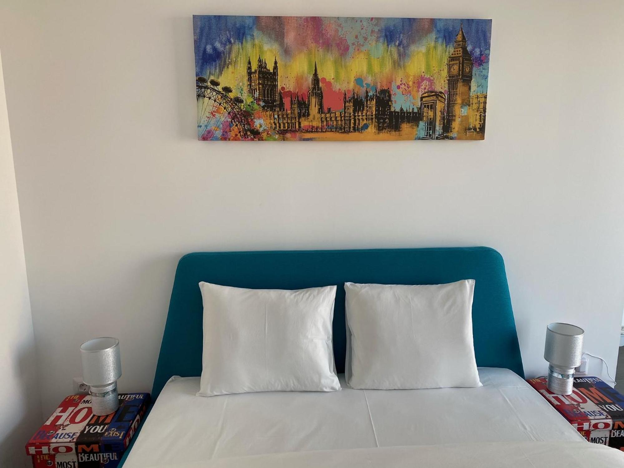 Maritimo Aparthotel كونستانتا الغرفة الصورة